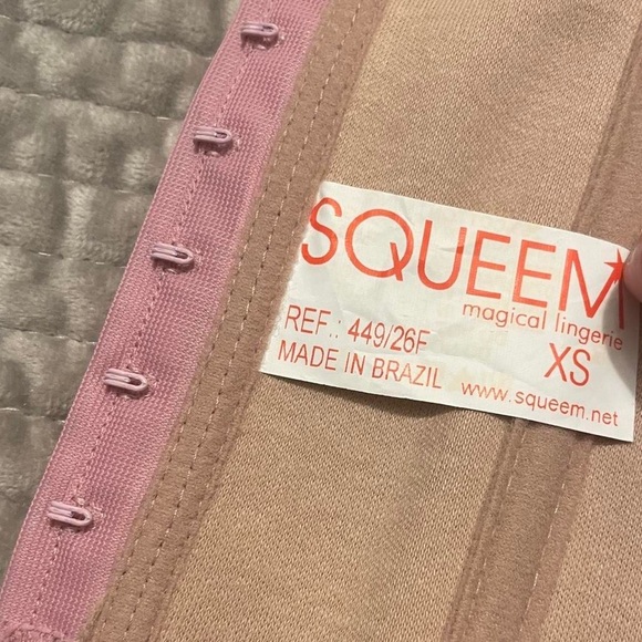 XS Squeem Waist Shape-wear/waist trainer Brand New - Picture 1 of 6